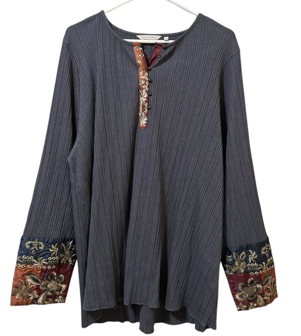 Soft Surroundings Women Size 2X Indian Style Embroidered Tapestry Cuffs Top Rib